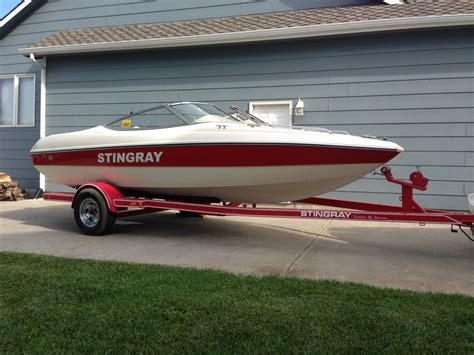 Stingray boats usa - Boat for Sale 2003 18 Stingray 180LS Horsepower: 135, Outboard Motor, Very good condition, original owner Equipped with: fish-finder, sump pump, life-jackets, Stereo-CD player, reclining bed-seat Trailer included 